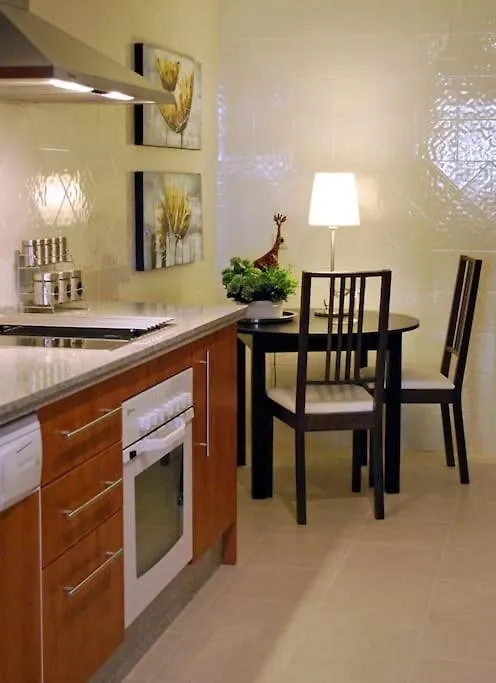 R22 Three Bed Apartment With Spa Marbella